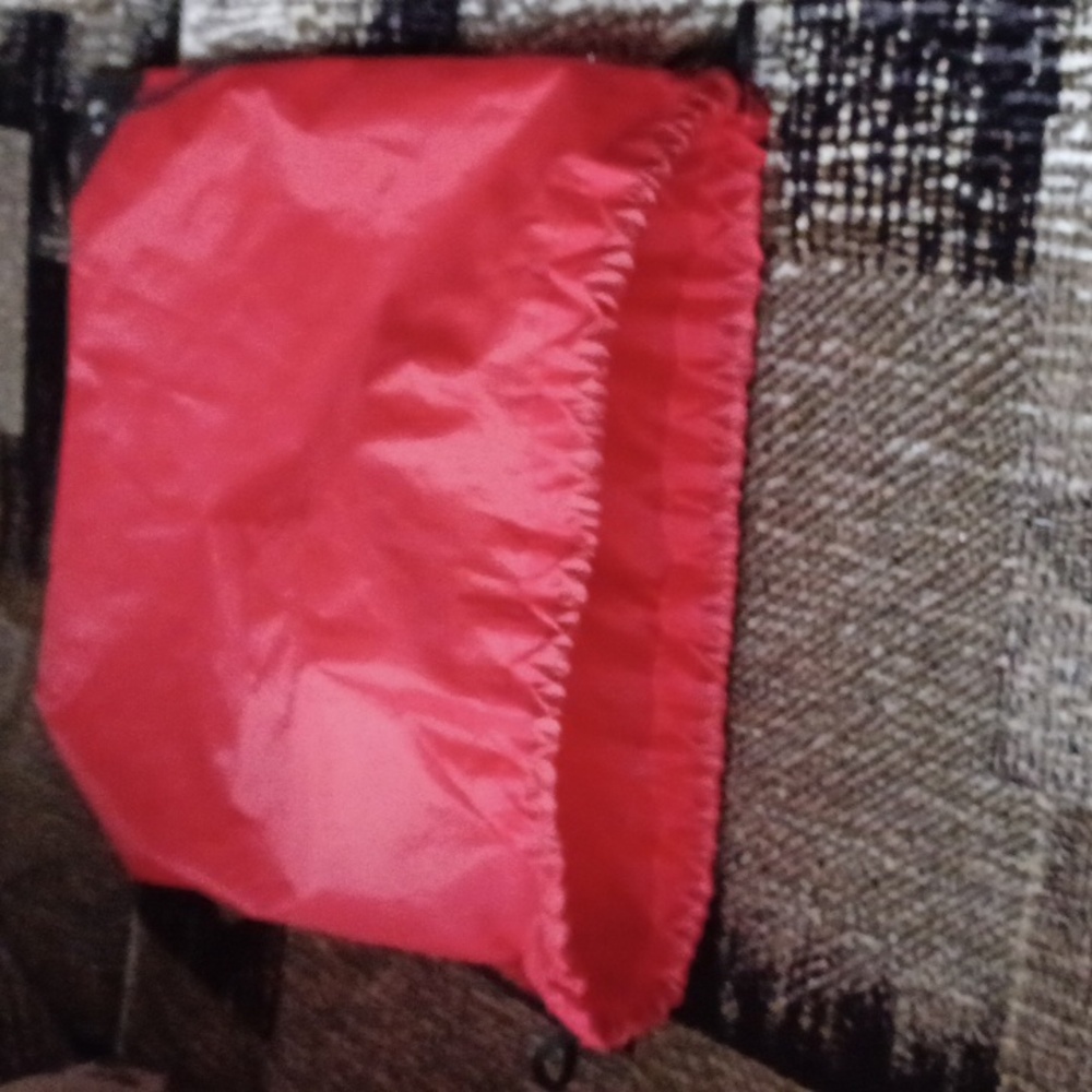 $4 Add-on New Red Drawstring Bag - Picture 4 of 4